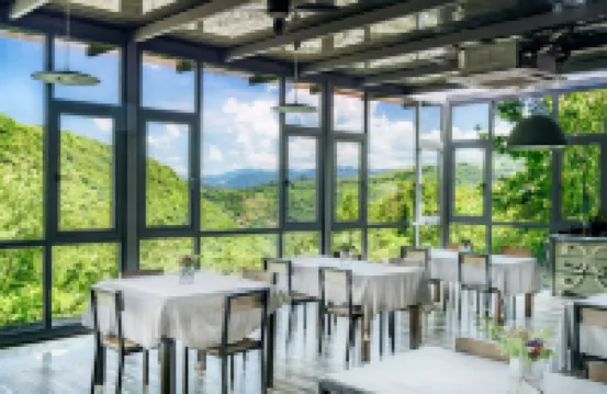 Sanjie Xiangu - Pet friendly