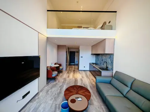 Modern Apartment at Chamber of Commerce Building - balcony