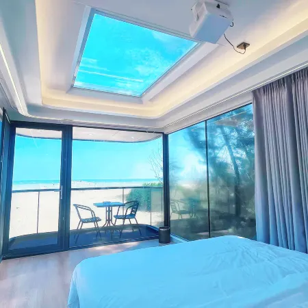 Love at Cape Capsule Homestay