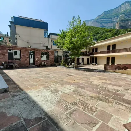 Zhangshiyan Yunshuijian Homestay