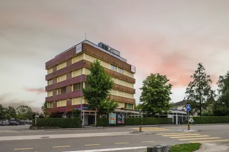 Amanthos Living Zürich Airport