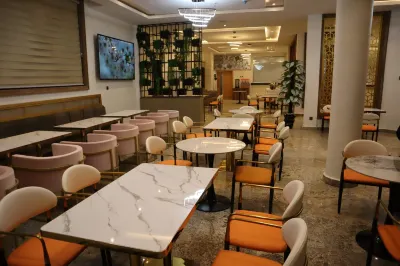 卡特利亞會議中心及套房 酒店