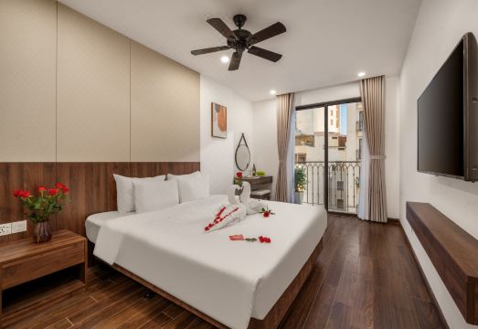 젠 로터스 야외 수영장