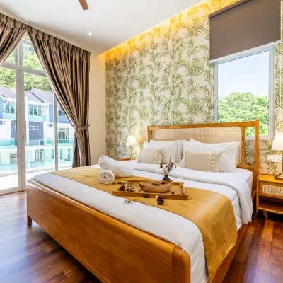 Batu Ferringhi Balinese Homestay Room Penang Hotels near Moonlight Bay Viewing Area