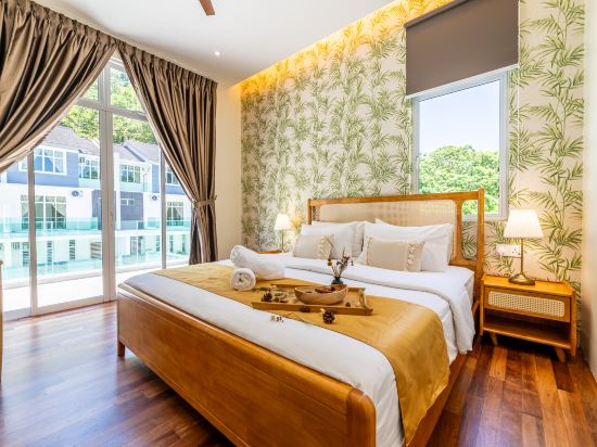 Batu Ferringhi Balinese Homestay Room Penang