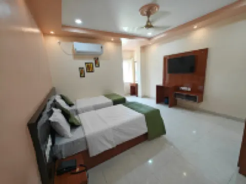 Twilight Residency Hotel a 