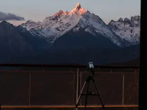 LOSTVILLA(Deqin Meri Snow Mountain)