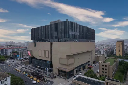 Grand Madison Zhoushan Dinghai Hotel