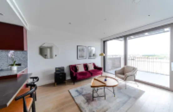 Luxury 2BR next to US Embassy with River Views