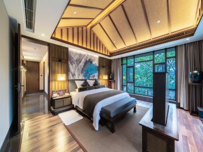 Mount Emei View Hot Spring Soup House