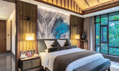 峨眉山観景温泉湯屋