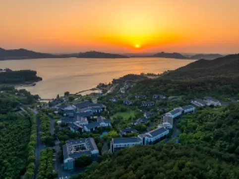 Cordis Dongqian Lake Ningbo