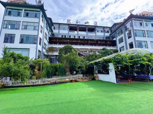 Shiping Qianhe Homestay