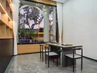 Chuxiong Anrui Hotel (Yi Ethnic Ancient Town) Hotels in Chuxiong City
