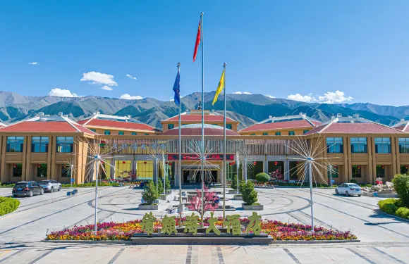 巴里坤蒲類海酒店