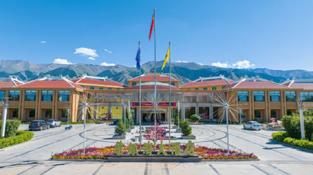 Puleihai Grand Hotel