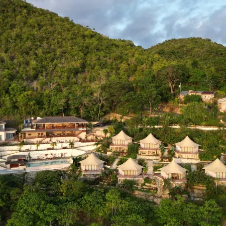 Insense Mountain Resort