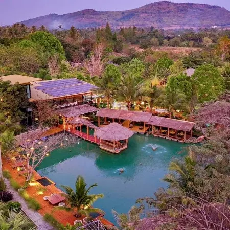 BaanraiPranburi Resort