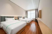 Qinji Hotel (Qinzhou East Railway Station Branch) - 2-Star