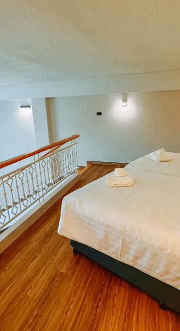 ห้องดูเพล็กซ์สวีท