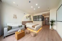 Nanwu Chushe · Xiaozhan (Xinhualian Square Branch)