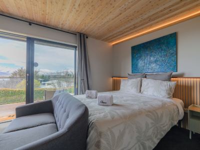 Benmore Hideaway Cozy Room with Mini Kitchenette
