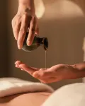 Wusun Mountain Spring Spa International Hotel - ที่มีสปา