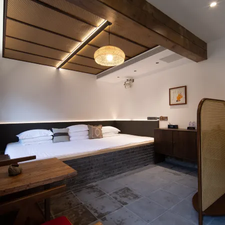 Pingcheng Xu Courtyard House Homestay (Datong Ancient City Daiwang Mansion)