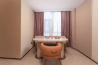 Orange Hotel (Yangzhou Yizheng Baoneng Square) - parking