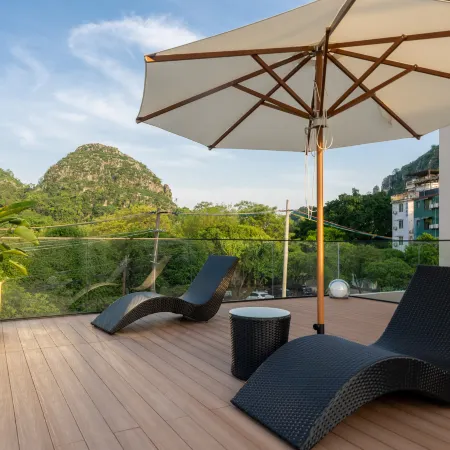 Ting Ran Yun Ju Hotel (Guilin Xiangshan Scenic Area & Two Rivers and Four Lakes Branch)