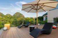 Ting Ran Yun Ju Hotel (Guilin Xiangshan Scenic Area & Two Rivers and Four Lakes Branch) - Infinity Pools