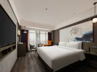 Atour Hotel Zhuhai Lovers Road, Heatwave Bay Beach Hotels near Mt. Shijing Park