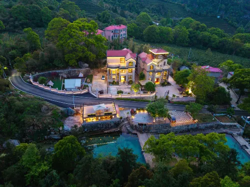 Floral · Lushan Yishan Yishu Homestay (Bilongtan Scenic Area)