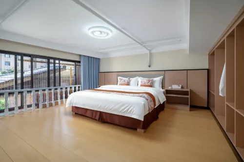 Qilin Hotel