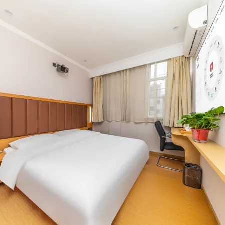 Junyi Chain Hotel (Dingxi Bus Station) Hotels in Dingxi