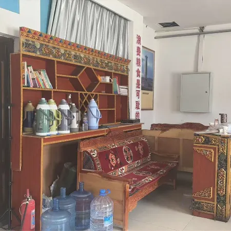 Xianqianxiang Hotel
