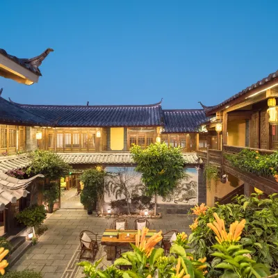 Yangguang lijiang Courtyard Hotels near Baisui Bridge