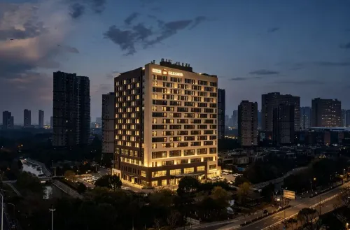Yancheng Baolong Yiyue Select Hotel - Quầy bar