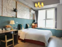 Yueji Apartment (Jinan Changqing University Town Commercial Street) - Bãi đậu xe