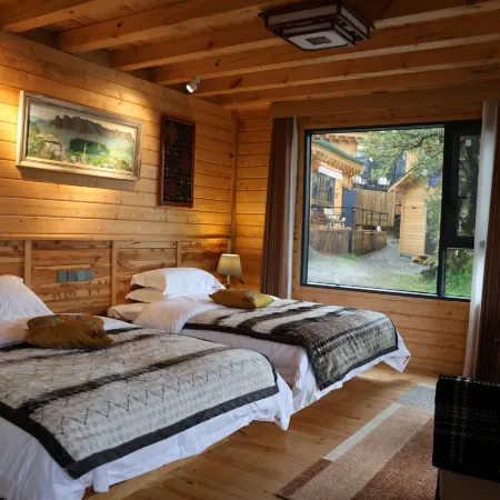 Mountain Dwelling Mystical Realm · Mountain Lodge