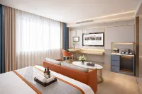 BORRMAN·Borrman Hotel (Guigang Wuyue Plaza High Speed Railway Station) - 3-Star