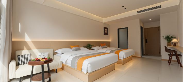 Zhenshan Qigu Homestay (North Main Gate, Xijiang Qianhu Miao Village โรงแรมในเหลยซาน