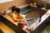 Dayue Hotspring Hotel - Kaplıcalı