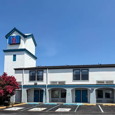 Motel 6 Newark, De