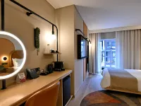 City Lodge Hotel V&A Waterfront Hotels near Clifton