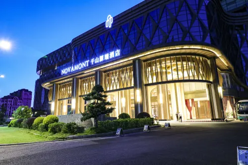 AUWI Hotel - 5-Star