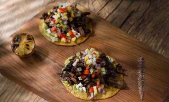 The Valorian West Hollywood, Curio Collection by Hilton