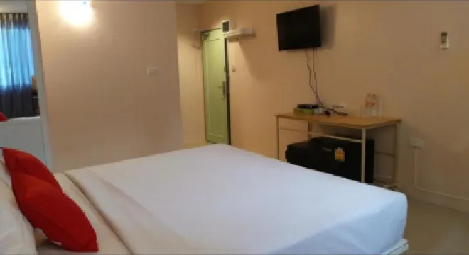 โรงแรมเบิร์ดรูม ประตูน้ำ โรงแรมในตลาดประตูน้ำ