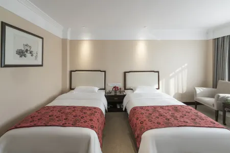 Bell Tower Hotel