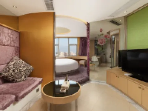 BaiLing Nicesoe Hotel (Guiyang Spray Pool Zilinan) Hotels in Guiyang